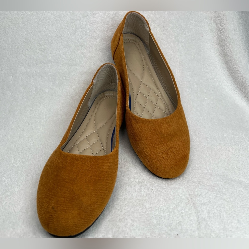 No Brand, mustard color flat with quilted insoles